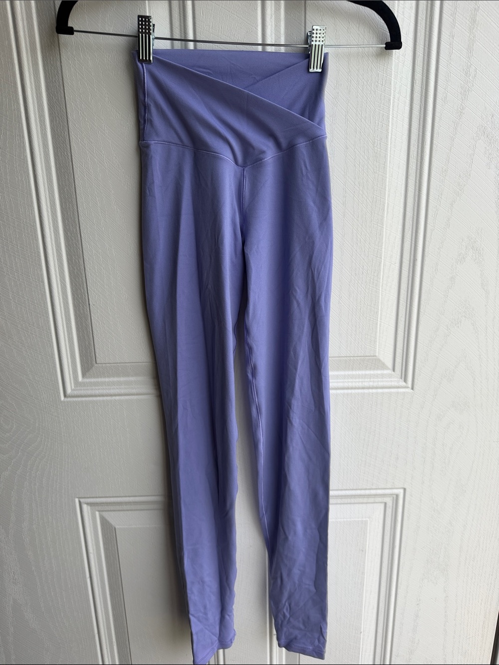 OFFLINE by Aerie Real Me High Rise 7/8 Leggings Lavender Cross Waist XS